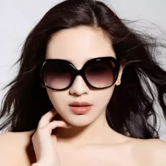 Trendy Big Round Frame Ladies Sunglass