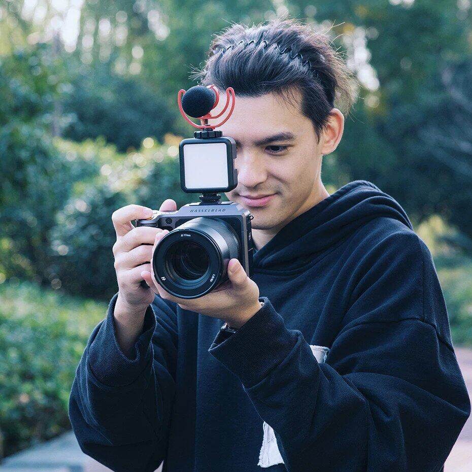 Ulanzi VL49 6W Mini LED Video Light 2000mAh Built-in Battery